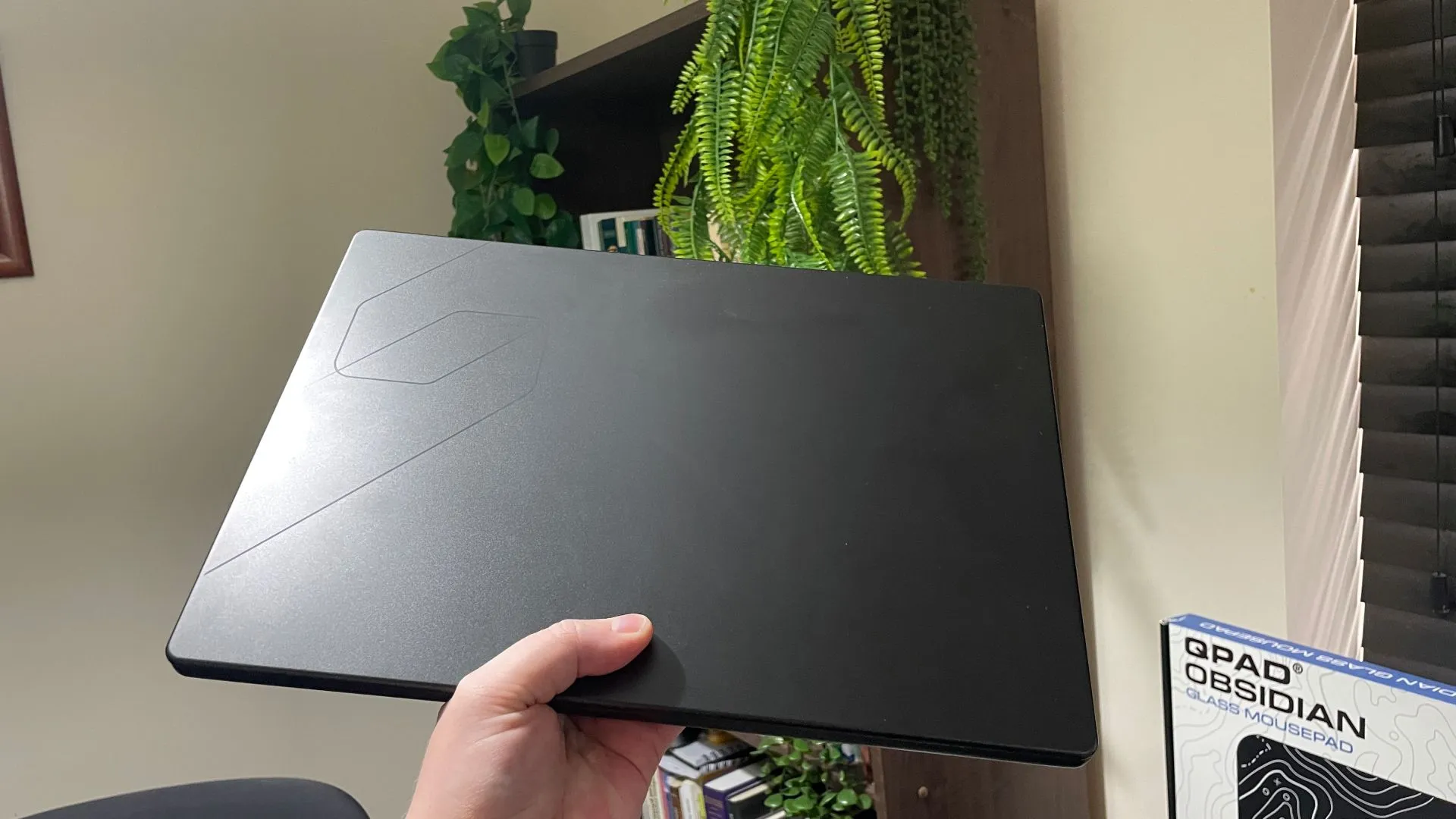 Review MSI Stealth 16 AI B3W, Laptop Gaming Mewah yang Super Tipis